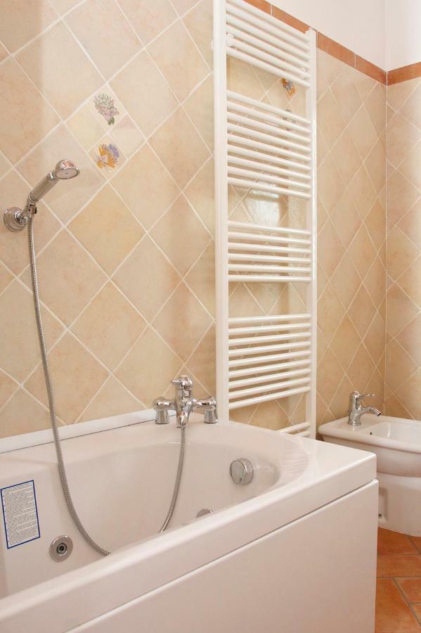 فيلا Casa Valerie كاستيلموتْسْيو المظهر الخارجي الصورة